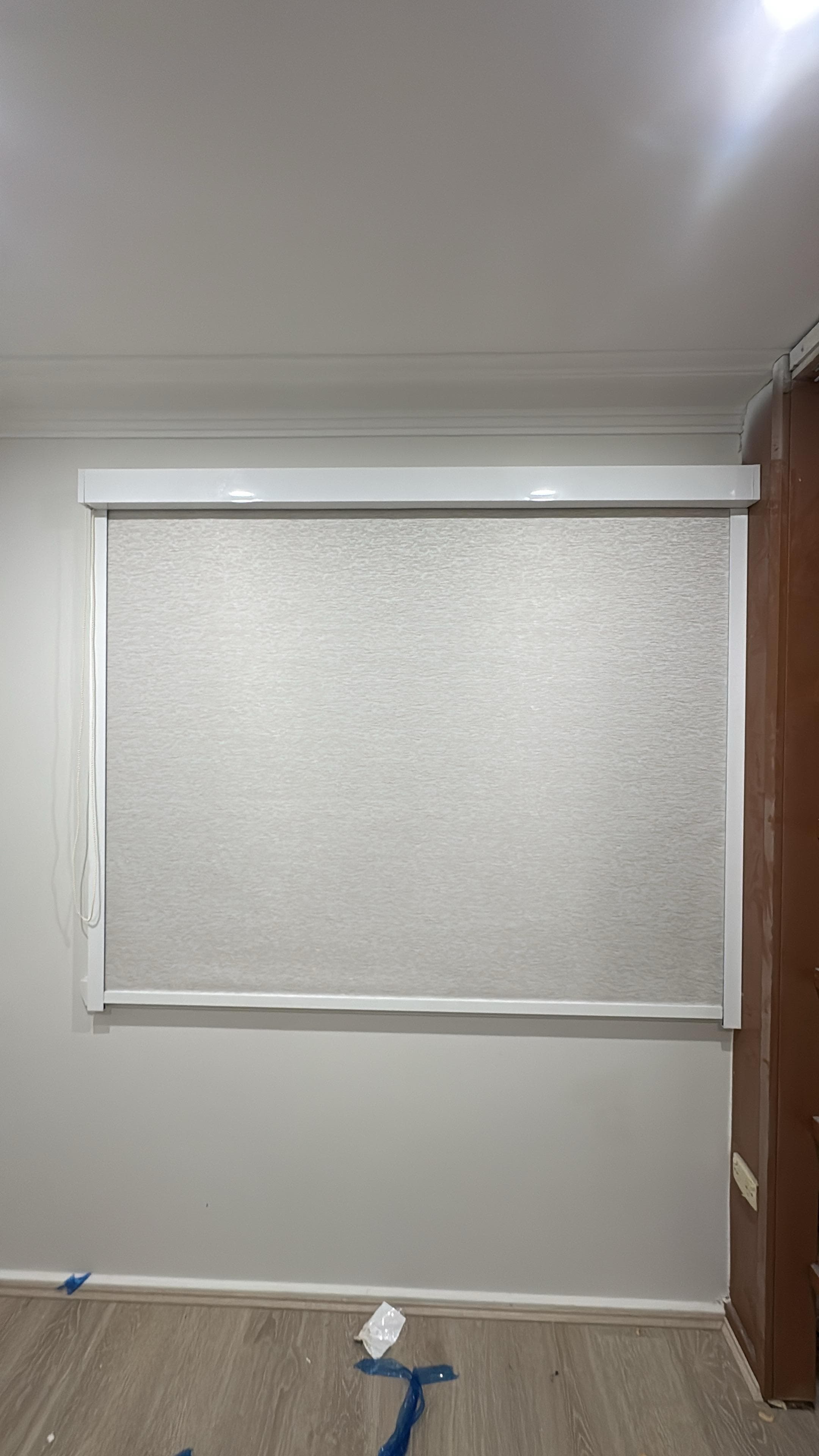 Made for the Room window furnishing installation